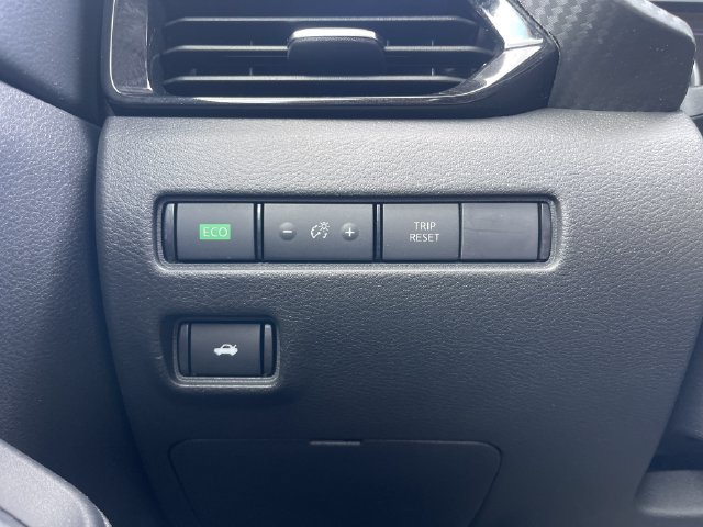 Used 2024 Nissan Sentra SV w/ All-Weather Package FWD image 28