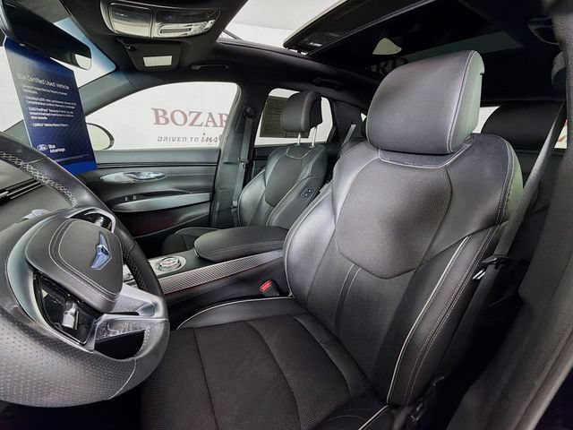 Used 2022 Genesis GV70 3.5T Sport AWD/4WD image 25