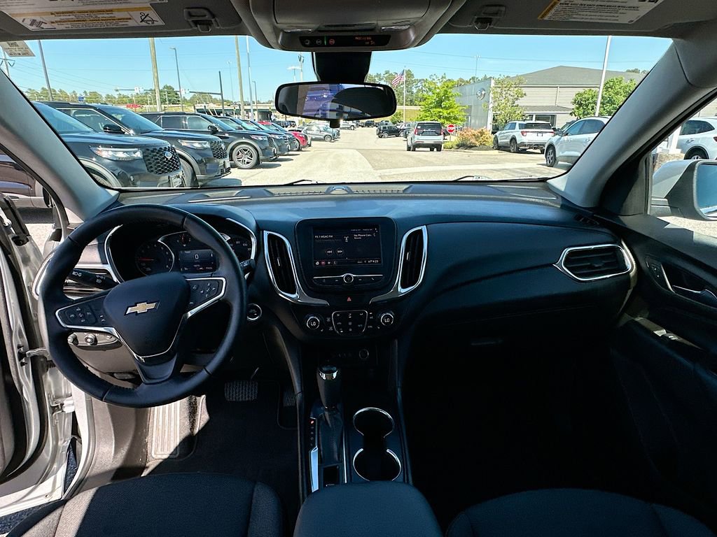 Used 2020 Chevrolet Equinox LT AWD/4WD image 3