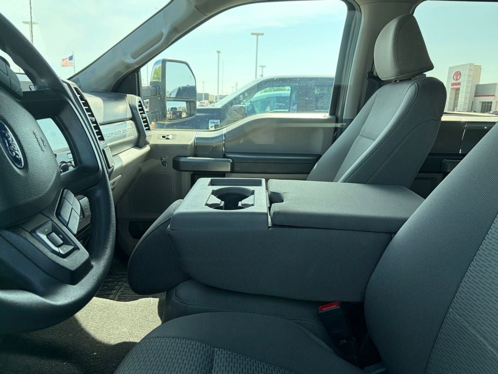 Certified 2022 Ford F250 XLT w/ XLT Premium Package AWD/4WD image 6