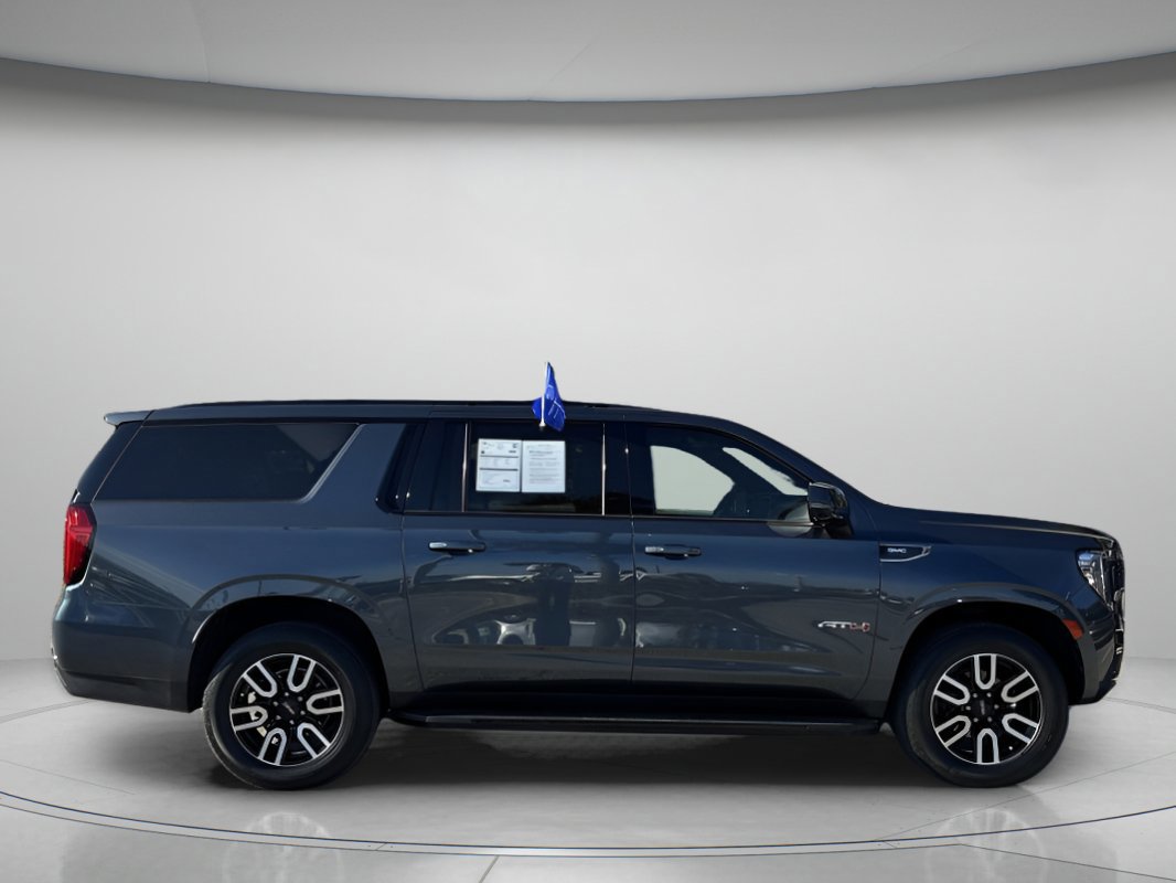 Used 2021 GMC Yukon XL AT4 w/ Technology Package image 5