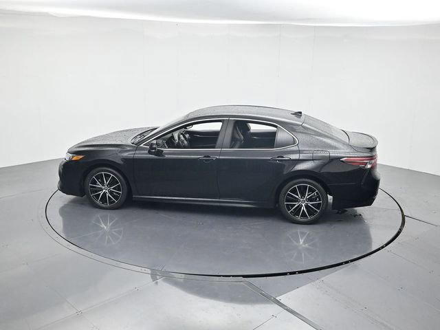 Used 2023 Toyota Camry SE w/ Convenience Package FWD image 39
