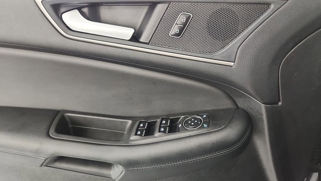 Certified 2023 Ford Edge SEL image 15