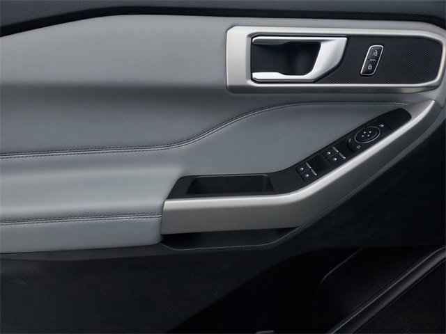 Certified 2023 Ford Explorer XLT w/ Equipment Group 202A image 8