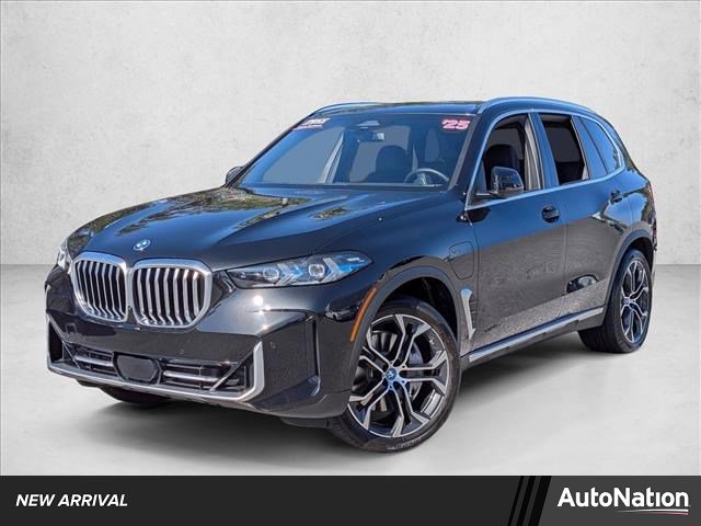Used 2025 BMW X5 xDrive50e w/ Parking Assistance Package image 1