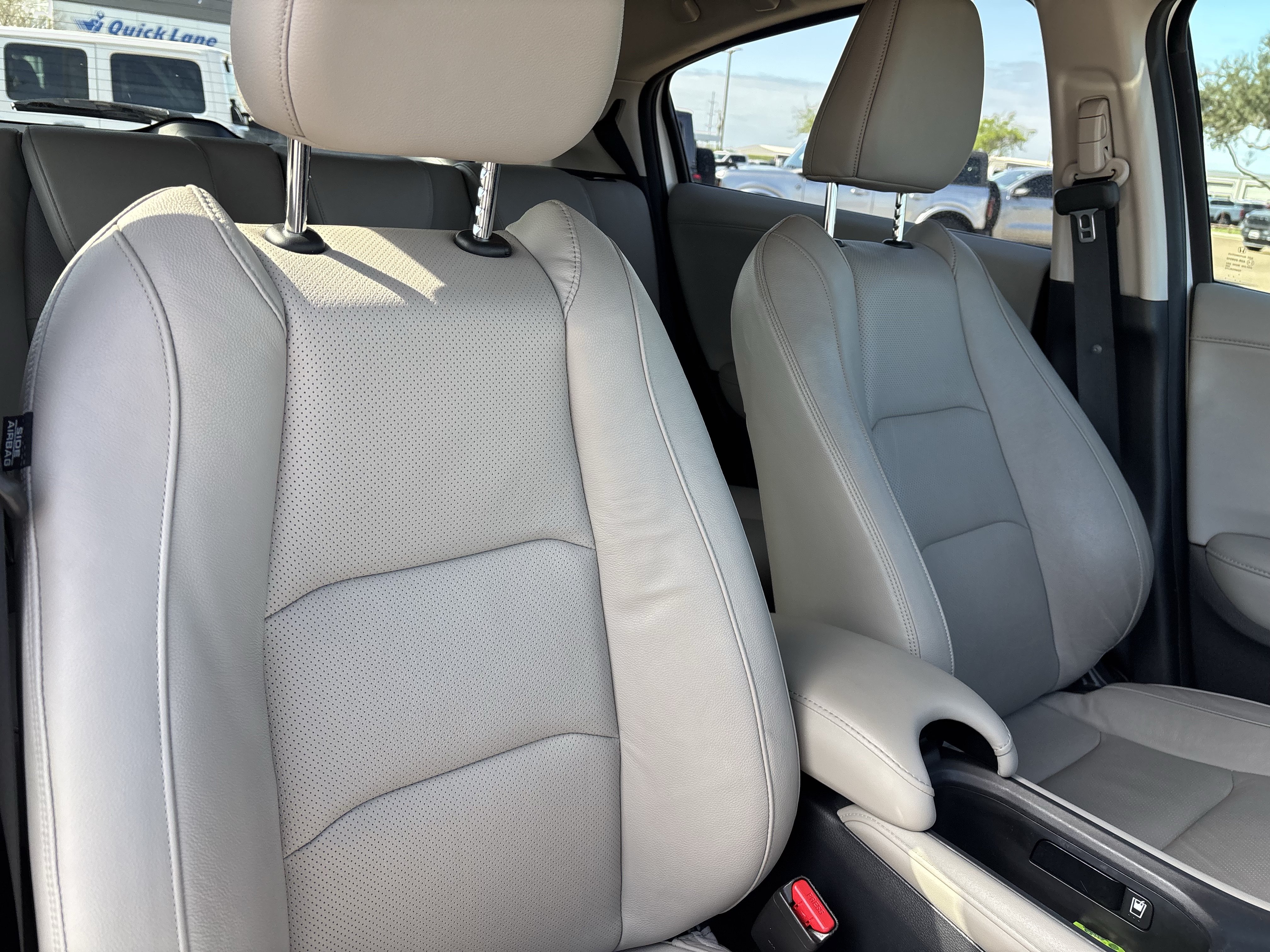 Used 2022 Honda HR-V EX-L image 27