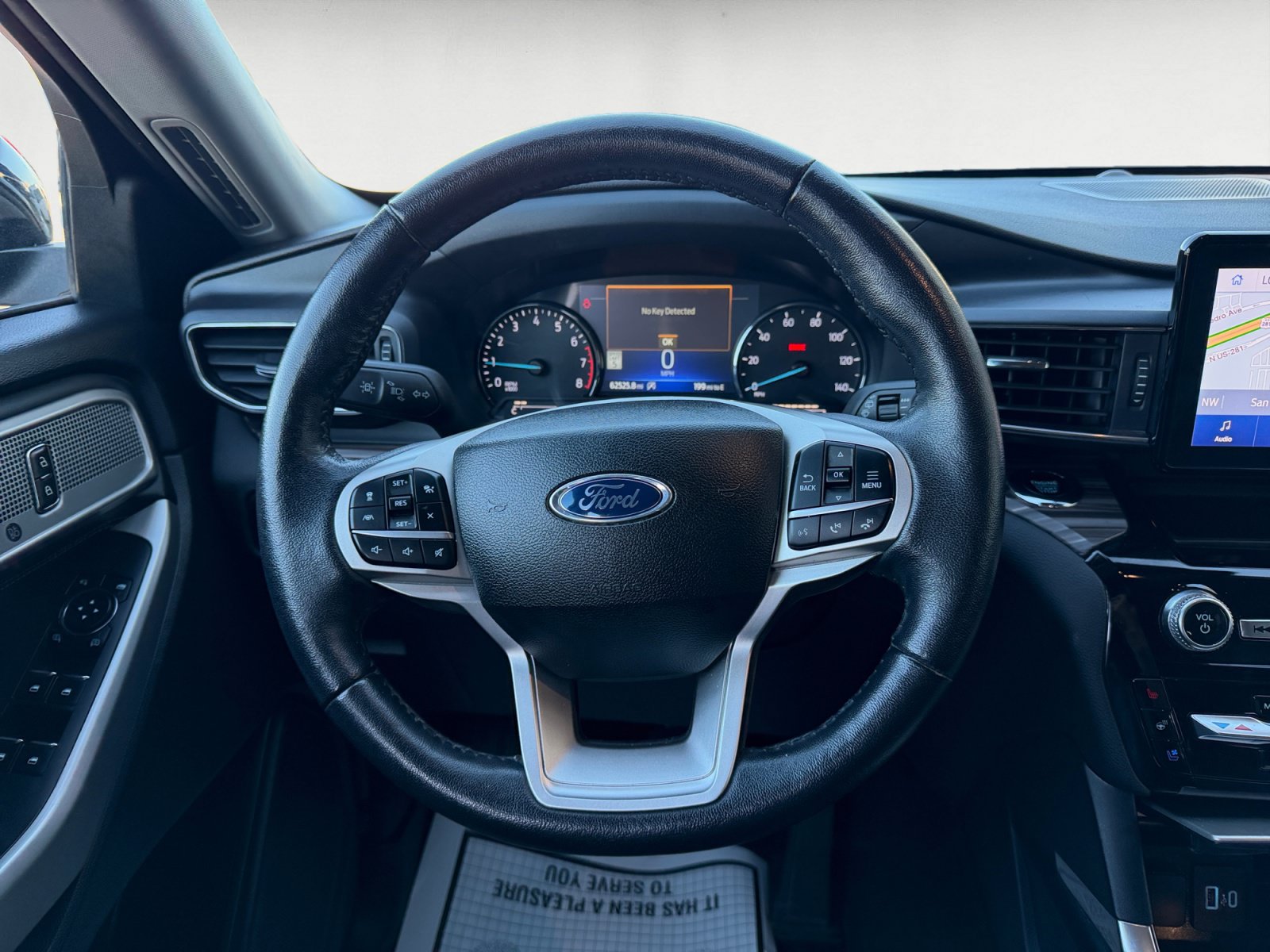 Certified 2024 Ford Explorer Limited RWD image 11