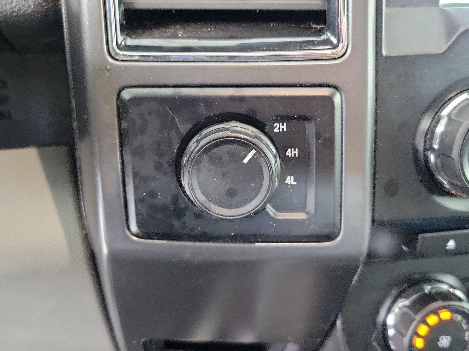 Certified 2018 Ford F150 XLT w/ Equipment Group 302A Luxury AWD/4WD image 24