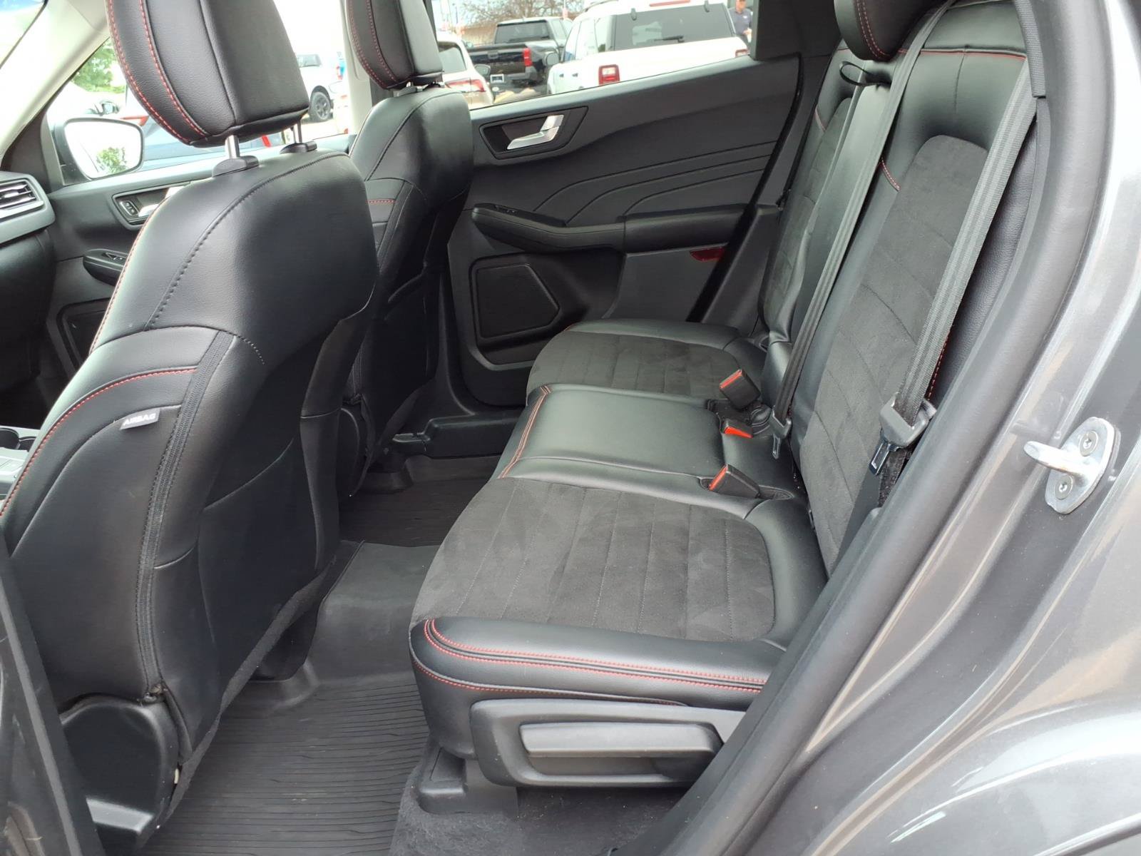 Certified 2021 Ford Escape SEL w/ SEL Stealth AWD Package image 14