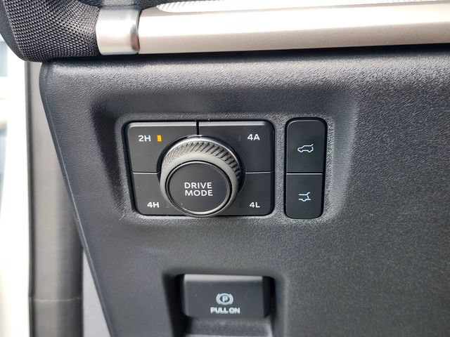 Certified 2025 Ford Expedition Active AWD/4WD image 26