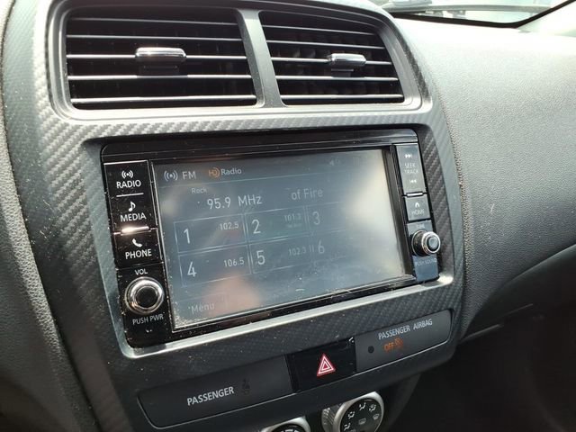 Used 2020 Mitsubishi Outlander Sport ES AWD/4WD image 23