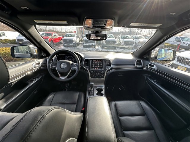 Used 2018 Jeep Grand Cherokee Limited image 17