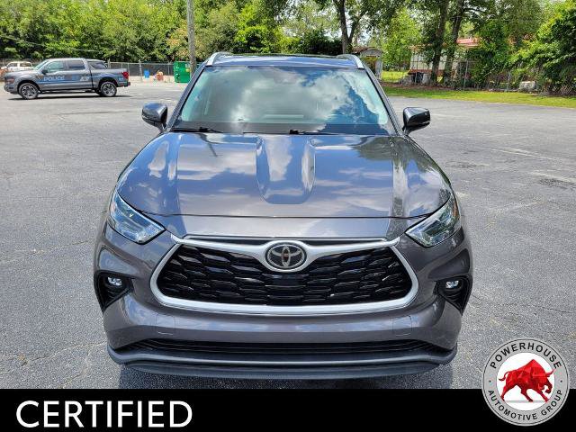 Used 2022 Toyota Highlander XLE FWD image 10