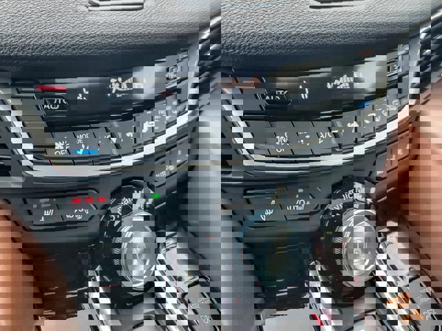 Used 2021 Acura TLX image 23