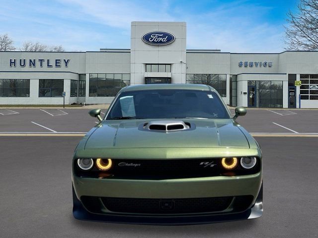 Used 2023 Dodge Challenger R/T Scat Pack RWD image 2