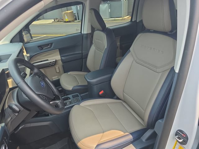 Certified 2025 Ford Maverick Lariat w/ 4K Tow Package AWD/4WD image 11