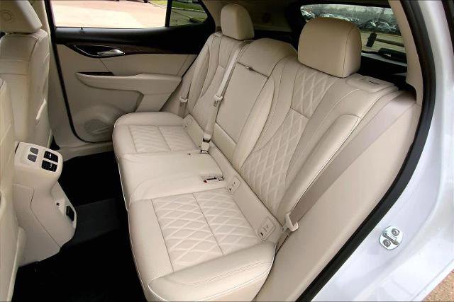 Used 2023 Buick Envision Avenir image 20