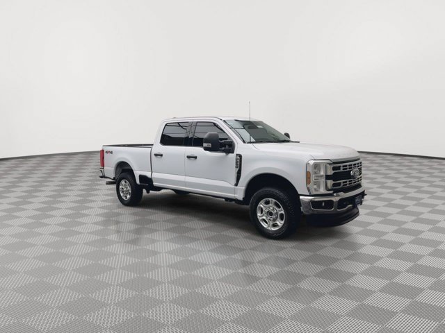 Certified 2026 Ford F250 XLT AWD/4WD image 32