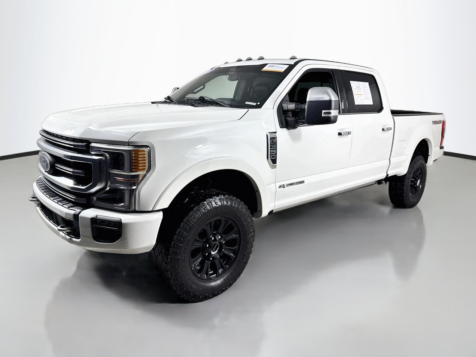 Certified 2022 Ford F350 Platinum w/ Tremor Off-Road Package AWD/4WD image 8