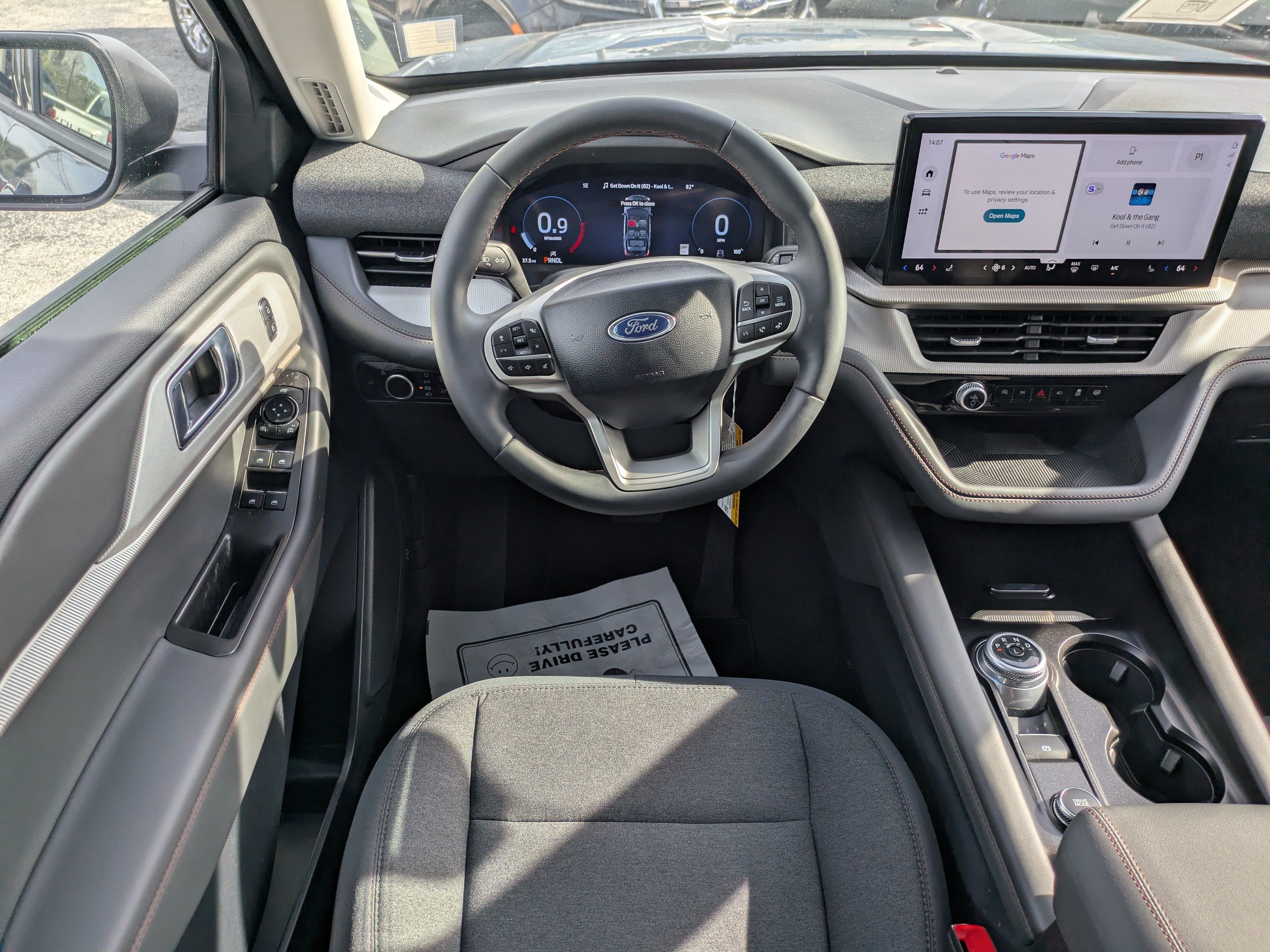 Certified 2025 Ford Explorer Active RWD image 18