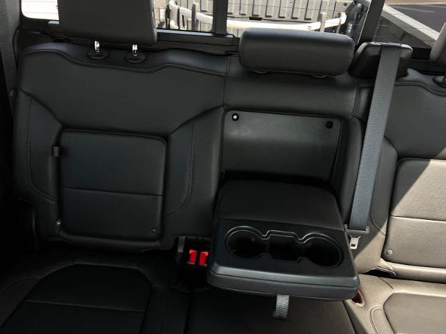 Used 2022 Chevrolet Silverado 2500 LTZ w/ LTZ Plus Package AWD/4WD image 18