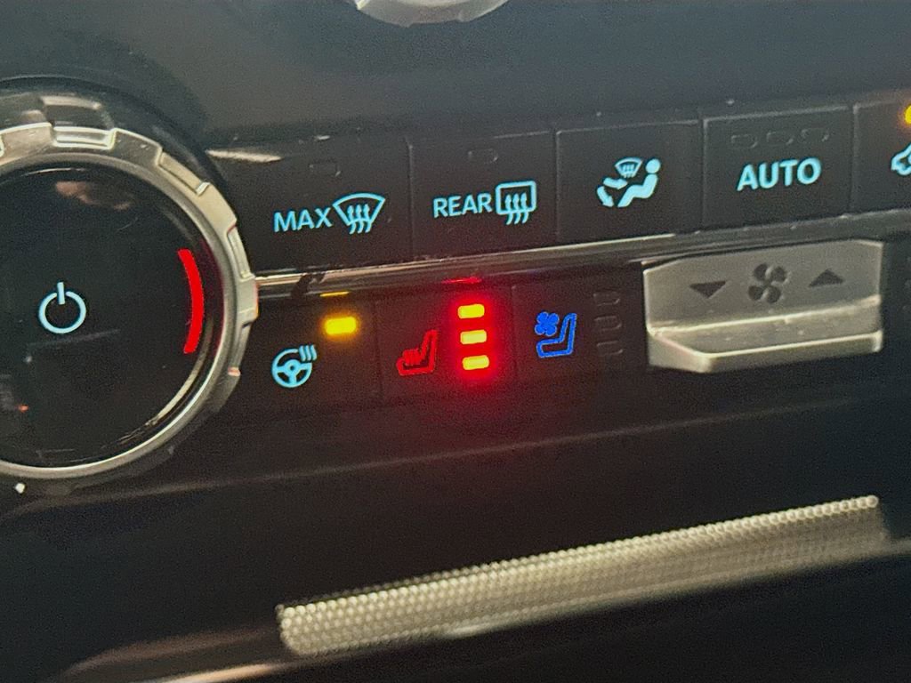 Certified 2022 Ford F150 Raptor w/ Equipment Group 801A High image 24