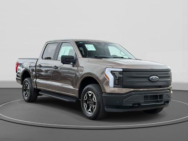 Certified 2023 Ford F150 Lightning Pro w/ Tow Technology Package AWD/4WD image 4