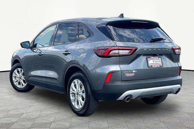 Certified 2025 Ford Escape Active FWD image 2