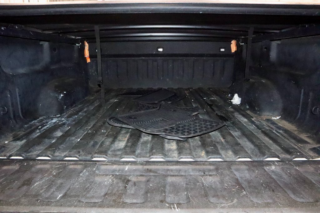 Used 2018 Chevrolet Silverado 1500 LT w/ All Star Edition image 14