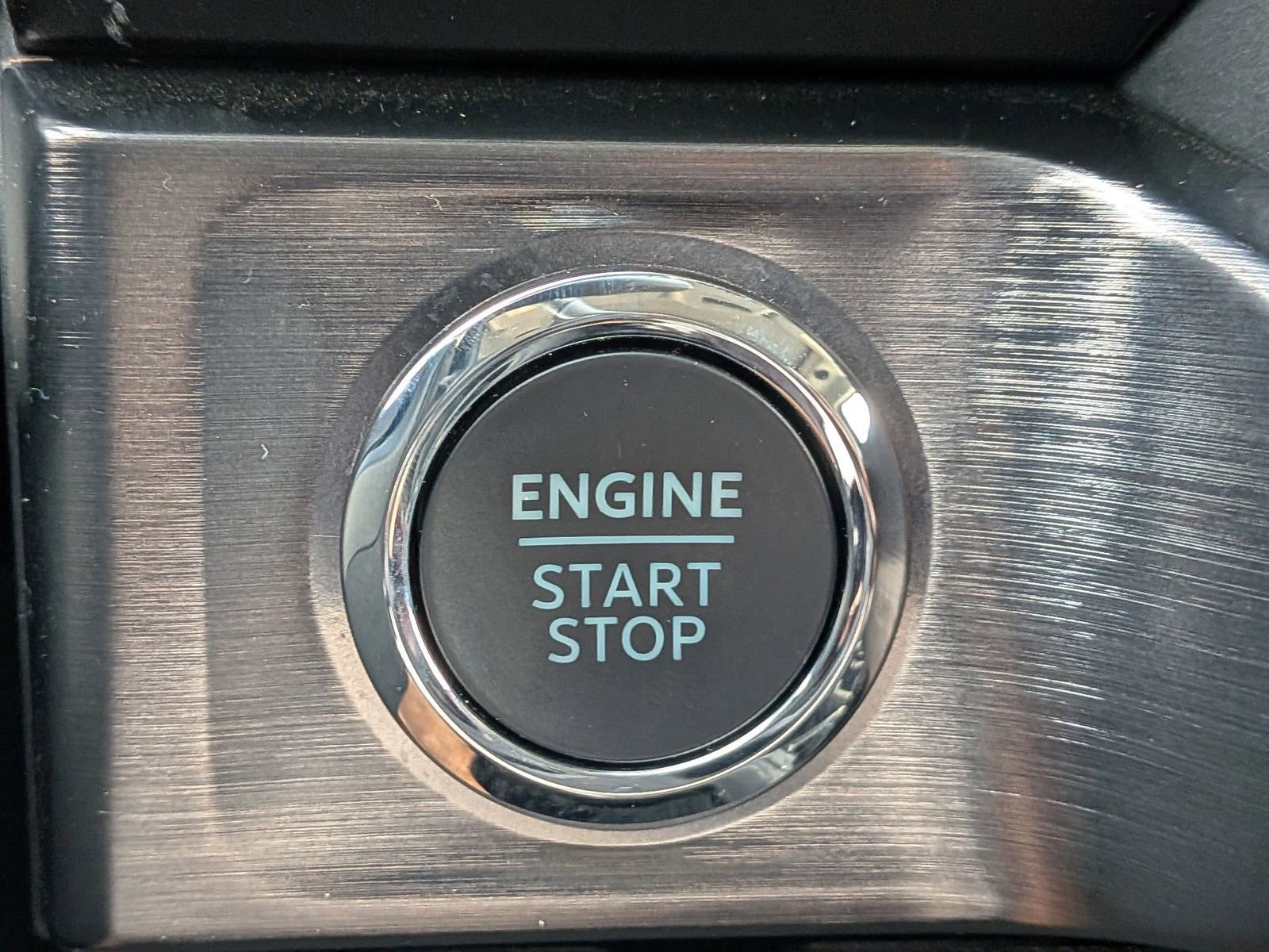 Certified 2026 Ford F250 Lariat w/ Black Appearance Package image 32