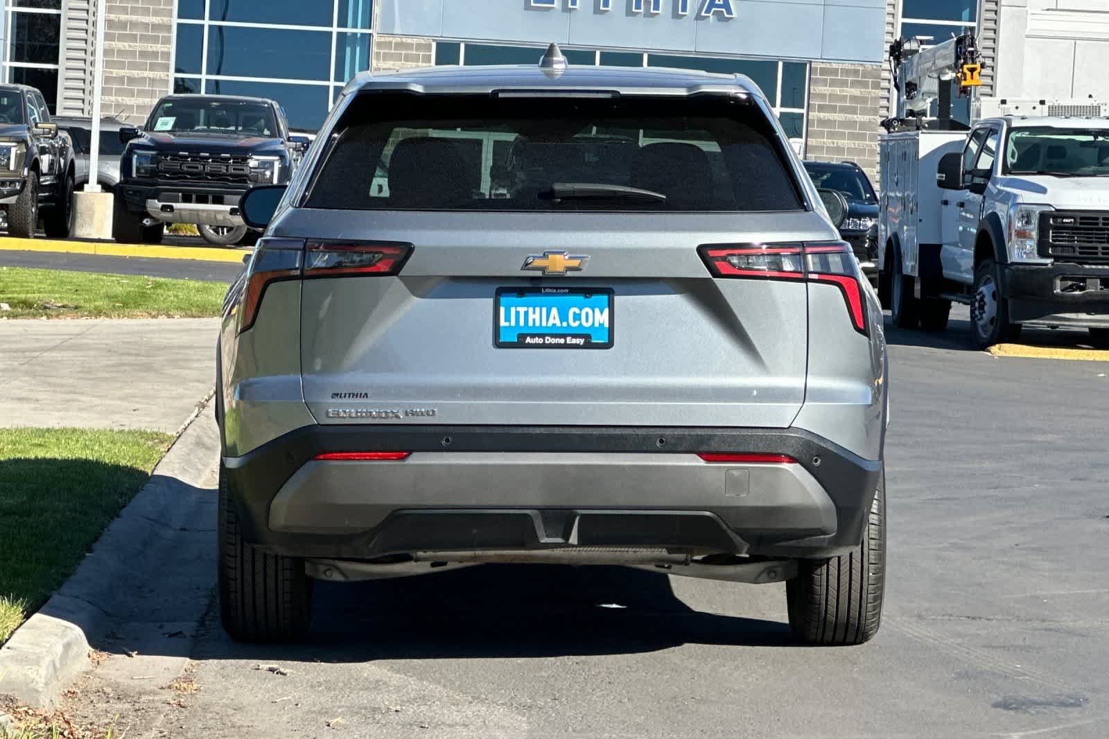 Used 2026 Chevrolet Equinox LT AWD/4WD image 7