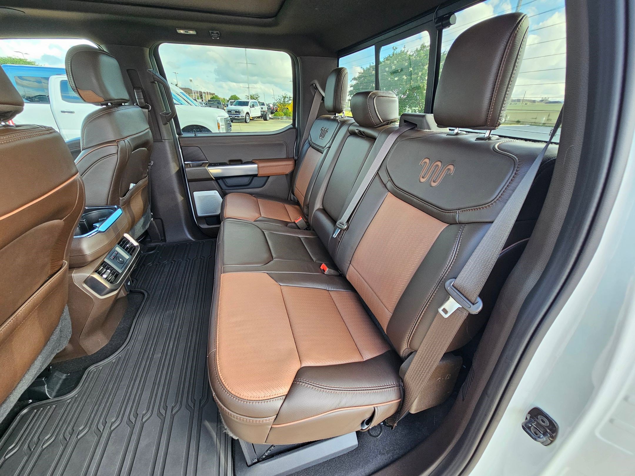 Certified 2025 Ford F150 King Ranch AWD/4WD image 29