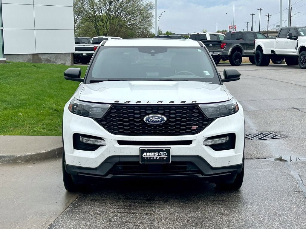 Certified 2022 Ford Explorer ST w/ Equipment Group 401A AWD/4WD image 8