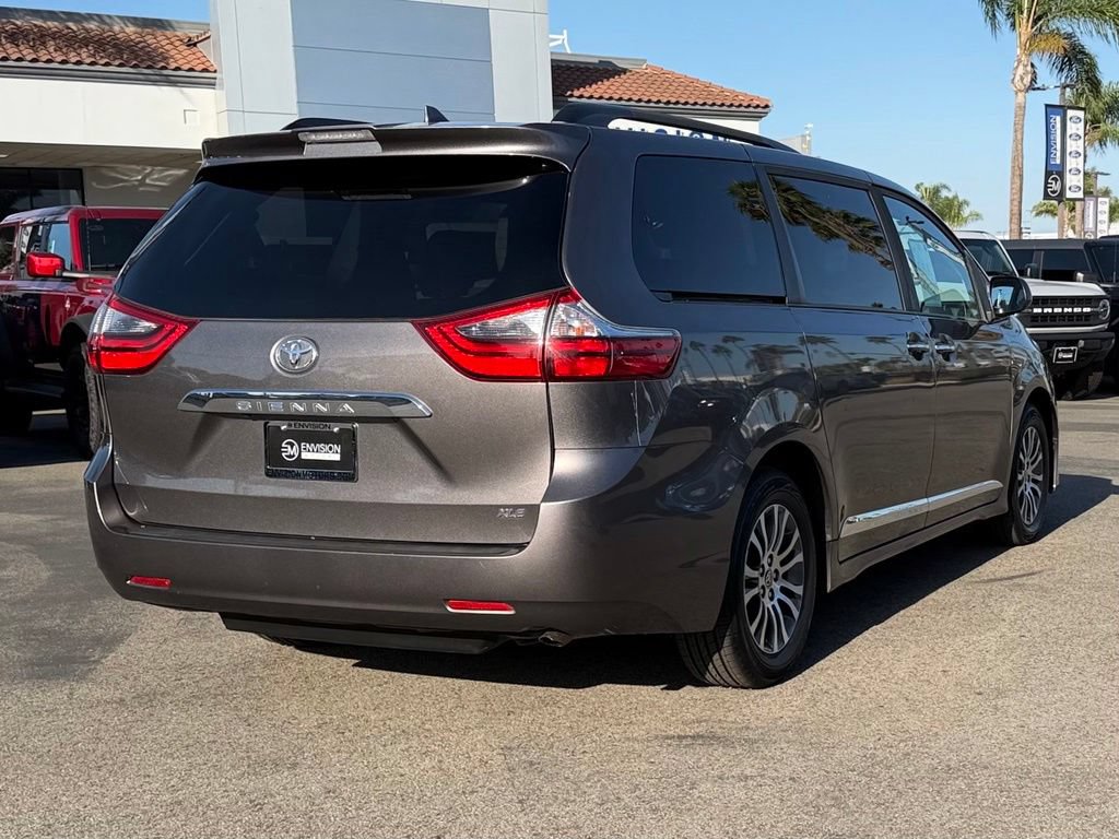 Used 2020 Toyota Sienna XLE FWD image 8
