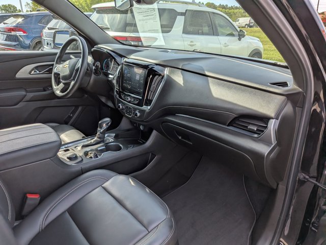 Used 2022 Chevrolet Traverse LT image 37