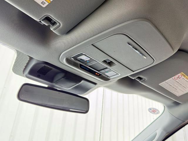 Certified 2023 Ford F350 Lariat w/ Chrome Package image 34