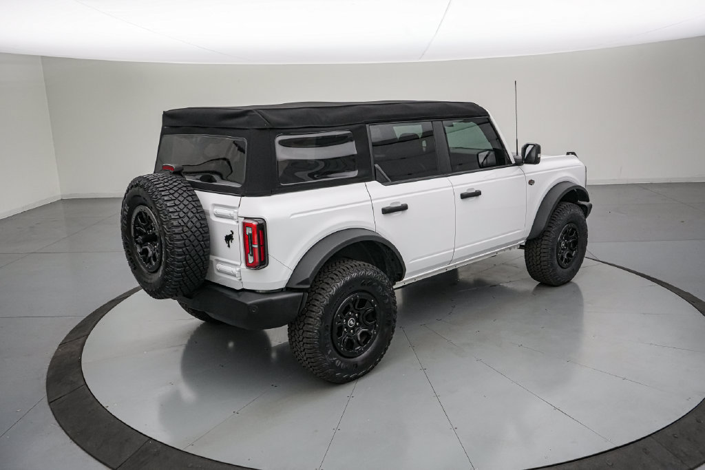 Certified 2023 Ford Bronco Wildtrak AWD/4WD image 4