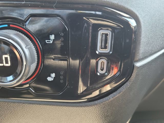 Used 2022 Chevrolet Silverado 1500 LT w/ Safety Package image 24