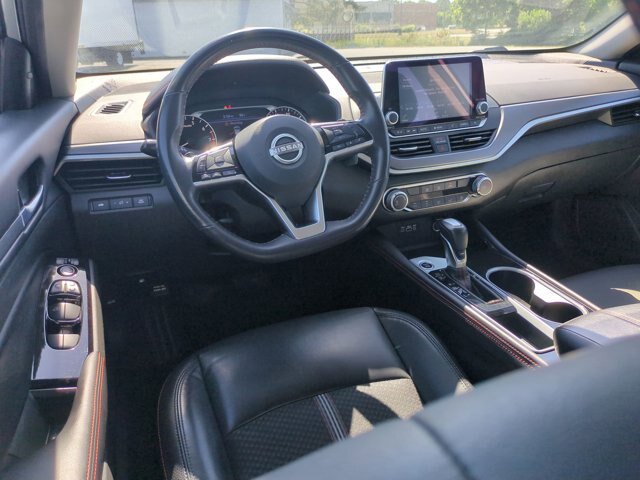 Used 2024 Nissan Altima 2.5 SR FWD image 30
