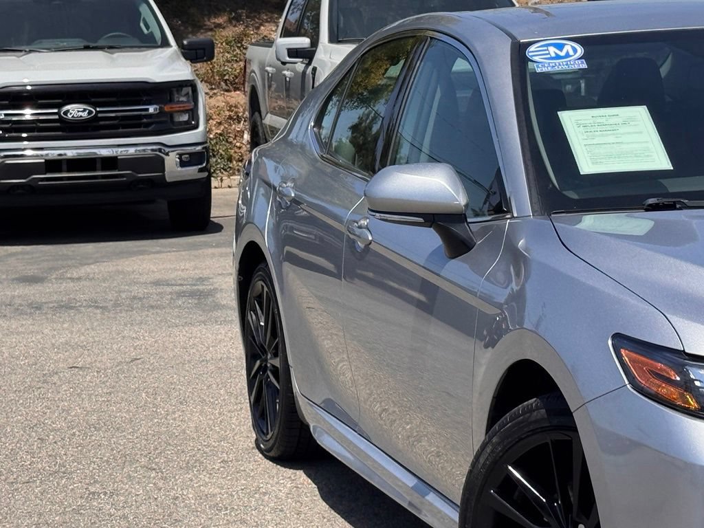 Used 2023 Toyota Camry XSE FWD image 5