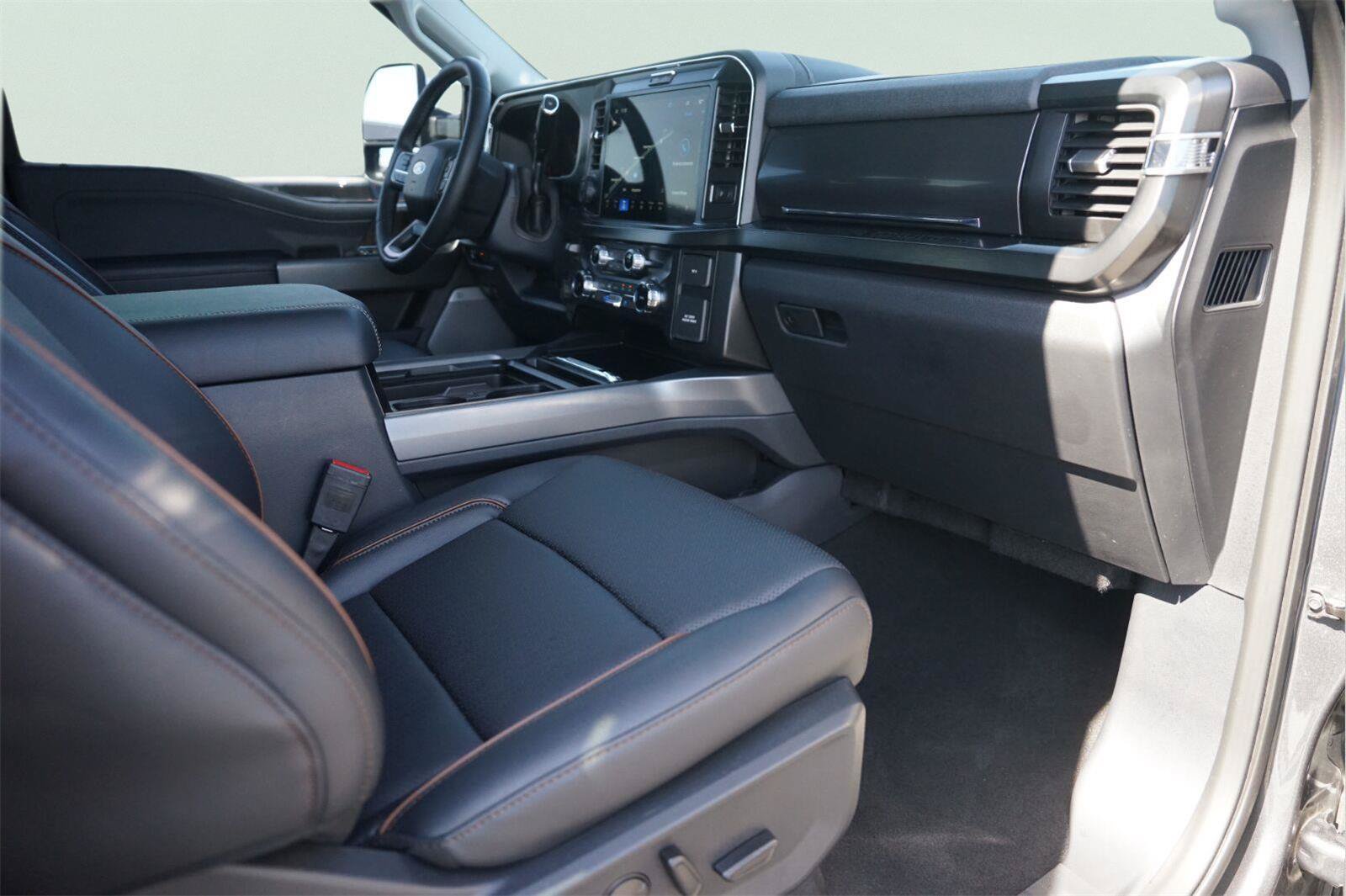 Certified 2026 Ford F250 Lariat w/ Lariat Premium Package AWD/4WD image 18