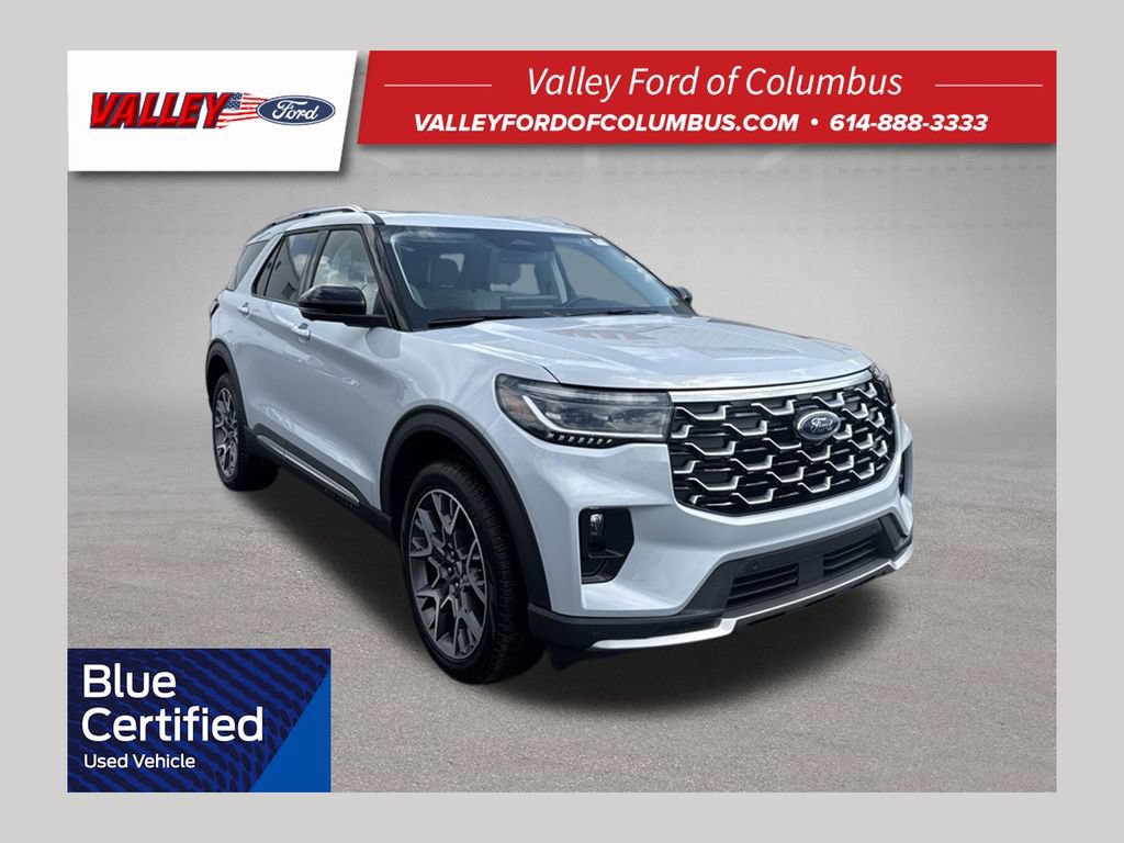 Certified 2025 Ford Explorer Platinum w/ Ultimate Package AWD/4WD image 1