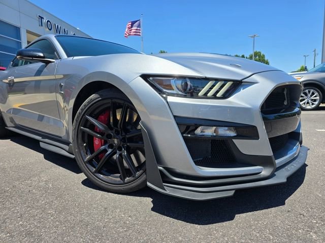 Certified 2021 Ford Mustang Shelby GT500 w/ Technology Package RWD image 9