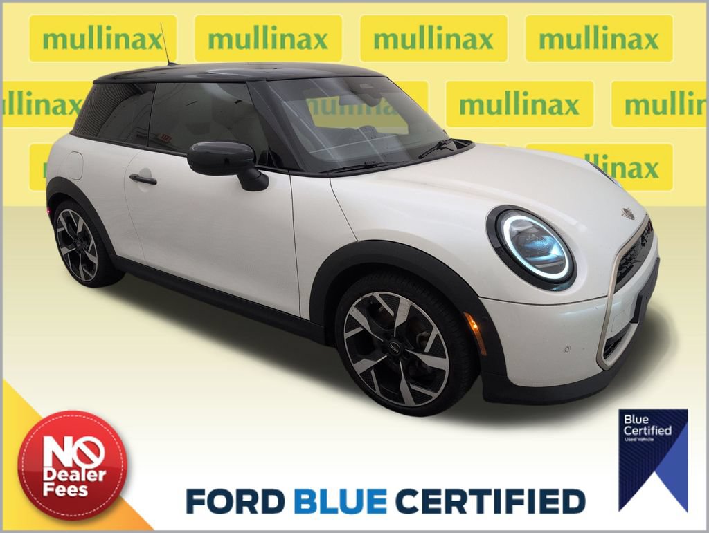 Used 2025 MINI Cooper S FWD image 1