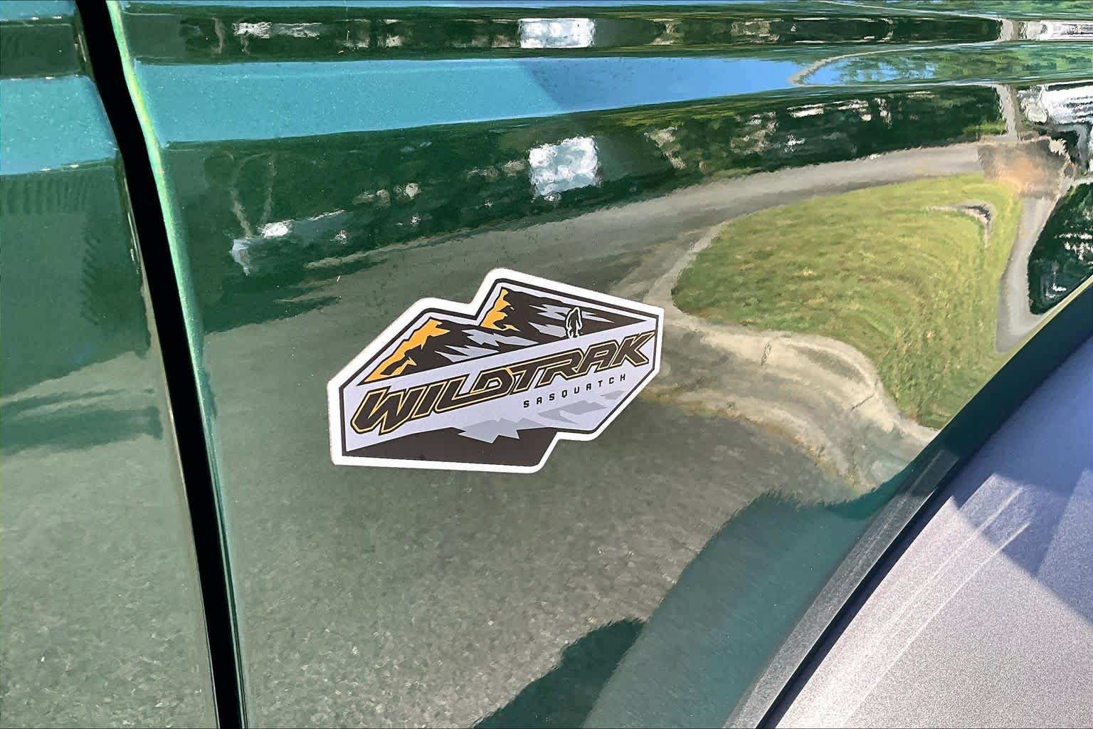Certified 2024 Ford Bronco Wildtrak AWD/4WD image 10