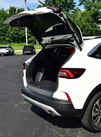 Certified 2023 Ford Escape Platinum AWD/4WD image 10