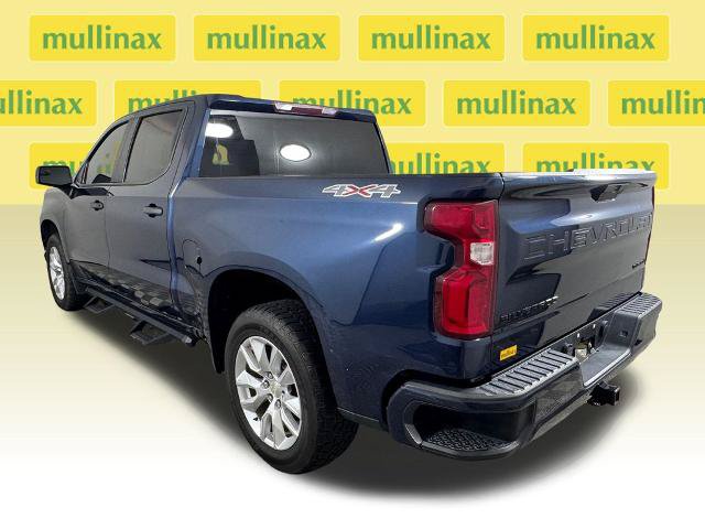 Used 2021 Chevrolet Silverado 1500 Custom w/ LPO, Dark Essentials Package AWD/4WD image 6