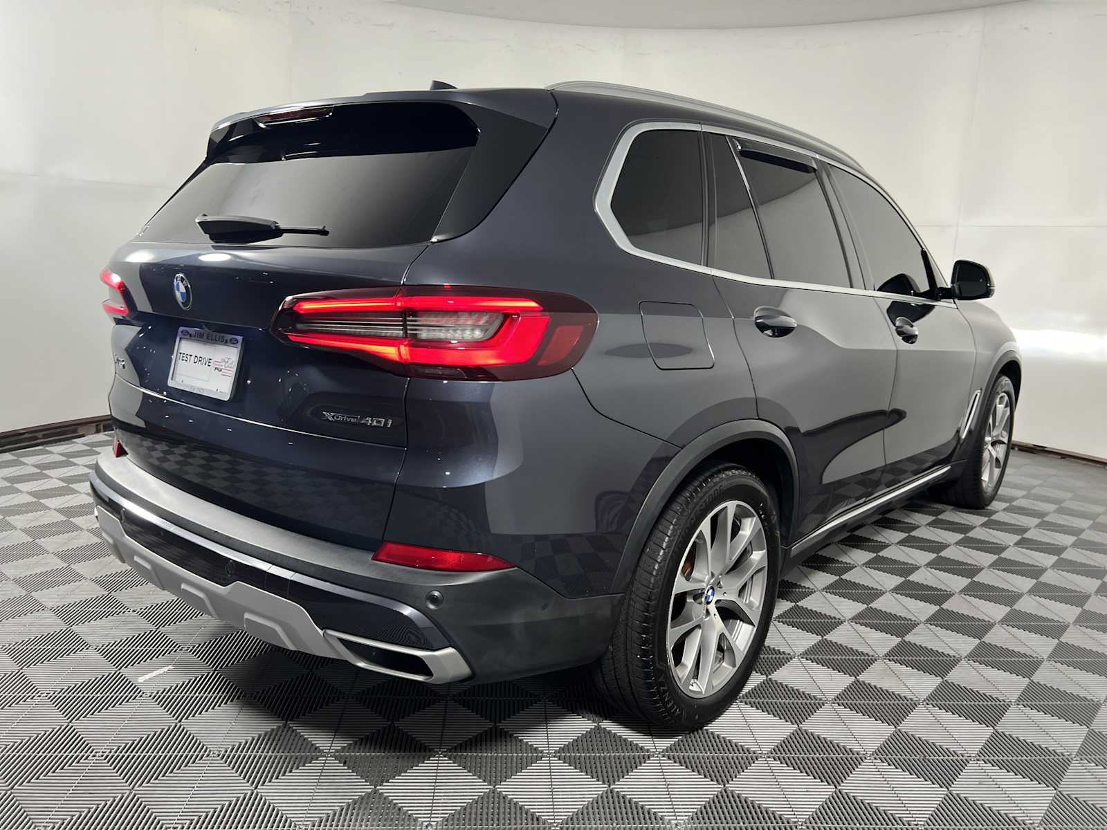 Used 2021 BMW X5 M50i w/ Premium Package AWD/4WD image 11
