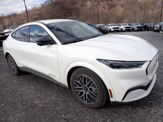 Certified 2025 Ford Mustang Mach-E Premium image 7