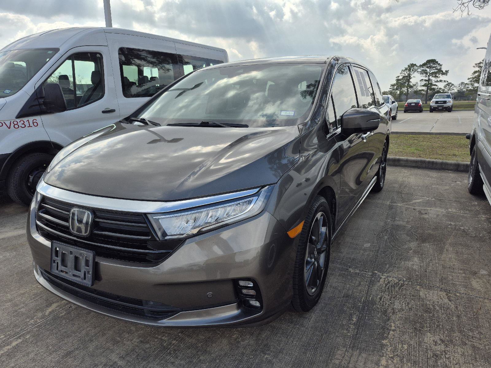 Used 2023 Honda Odyssey Elite image 1